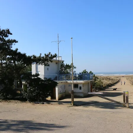 Casa de Férias Maison Brevinoise Proche De La - 5 Personnes - Fr-1-364-81