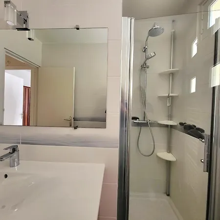 Maison Brevinoise Proche De La - 5 Personnes - Fr-1-364-81 Holiday home *